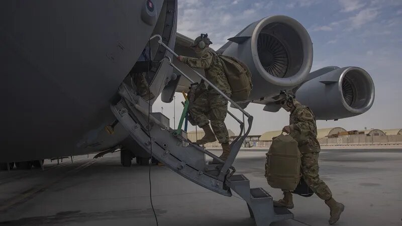 Значительный объём американских ресурсов был также брошен в Афганистане после бегства США из страны
Фото:
Wikimedia Commons / Public Domain / Staff Sgt. Kylee Gardner