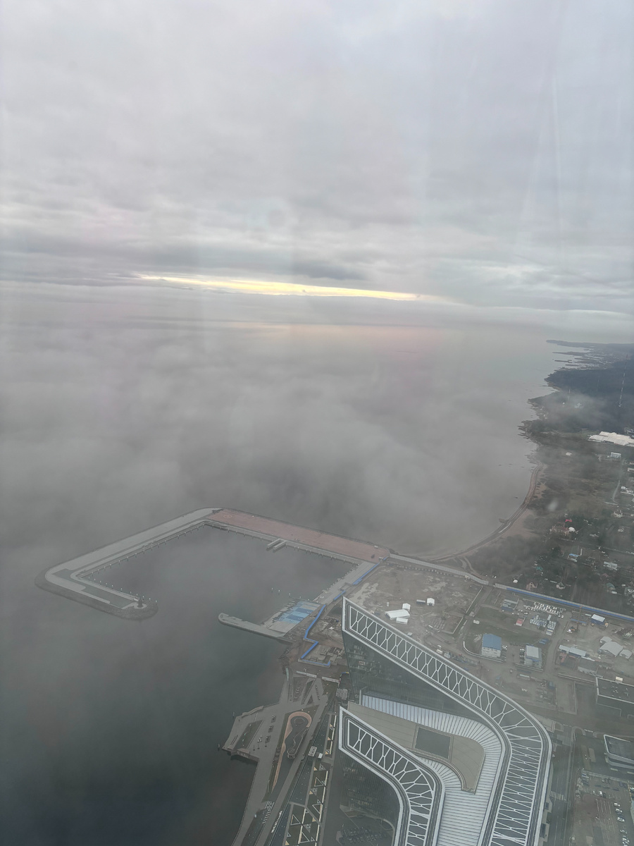 Вид на причал для речных судов,  фото автора.