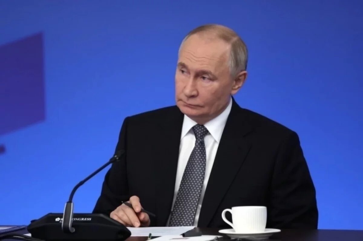    Путину сообщили о потерявшем зрение бойце СВО, желающем стать психологом