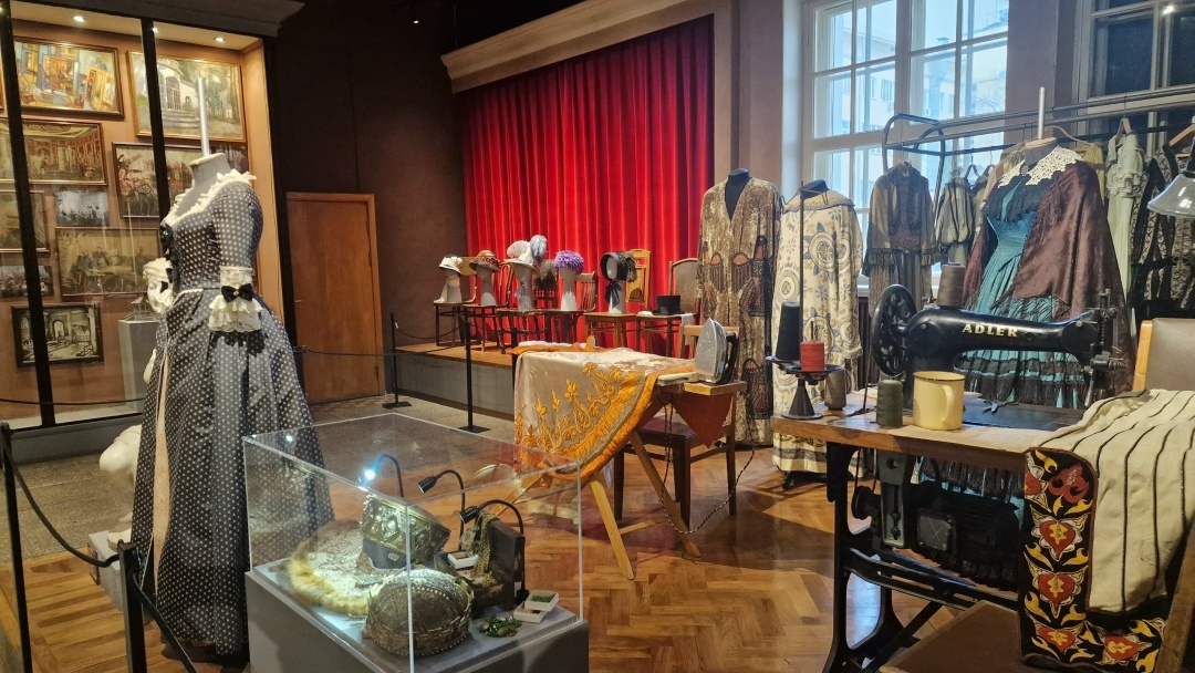 Создать карусель