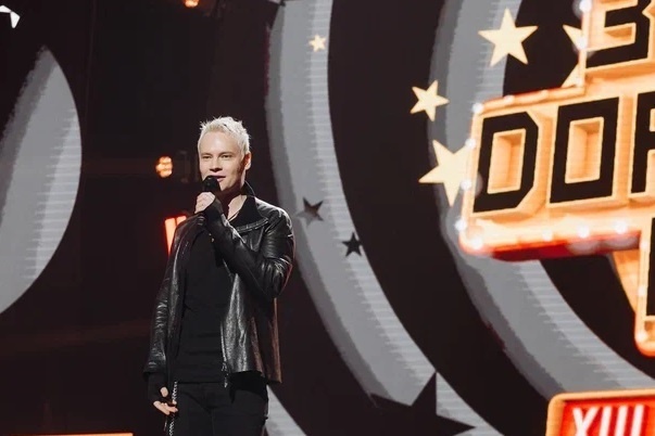 Фото из открытых источников. Шаман на концерте "Дорожного радио".