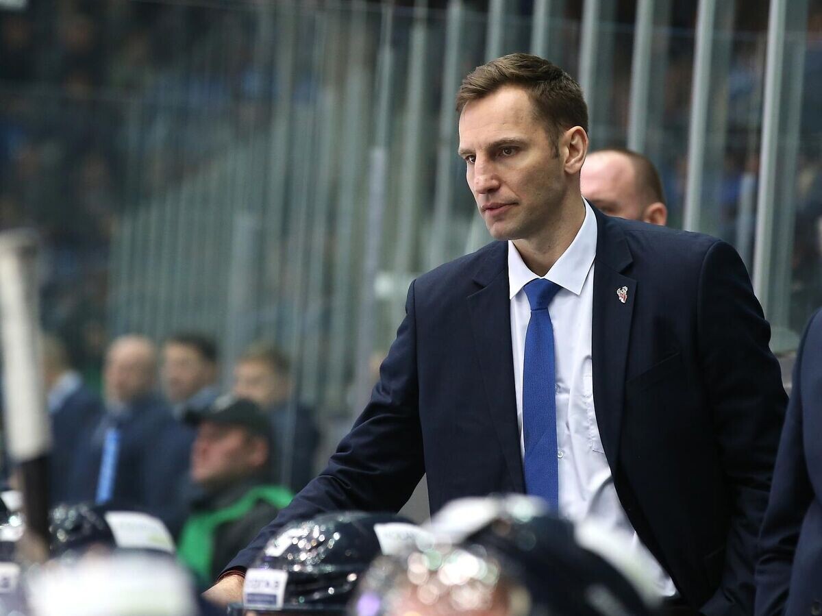    Главный тренер "Торпедо" Дэвид Немировски | © Фото : официальный сайт ХК "Торпедо"