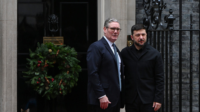     Кир Стармер и Владимир Зеленский AP Thomas Krych