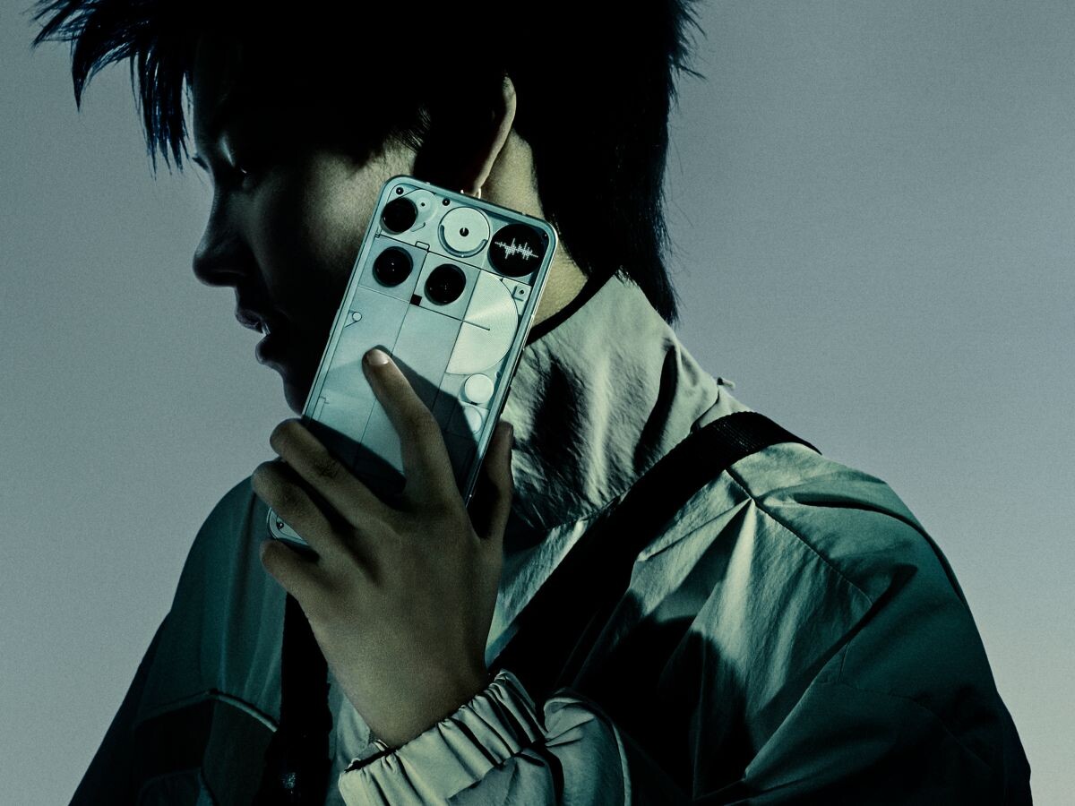    Глифы посовещались и объединились в дисплей: 5 причин купить Nothing Phone (3)