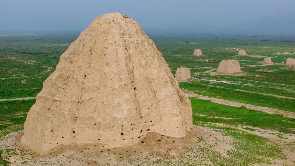 Императорские гробницы Си Ся. Загадка «пирамид», исчезнувшая с гневом Чингисхана
