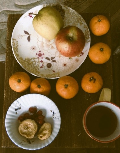 Судя по этой книге, Фёдор Михайлович был лакомкой и любил фрукты.