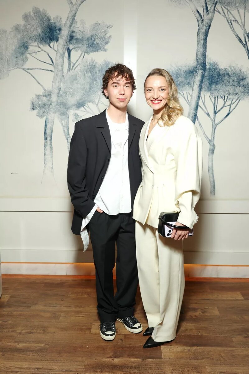 Денис Власенко и Екатерина Вилкова📷
