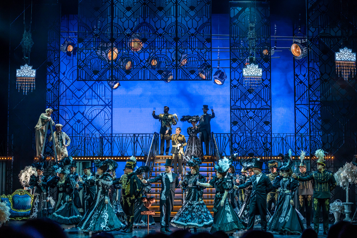 Оперетта "Веселая вдова" в Москве 6 января 2026 года. 