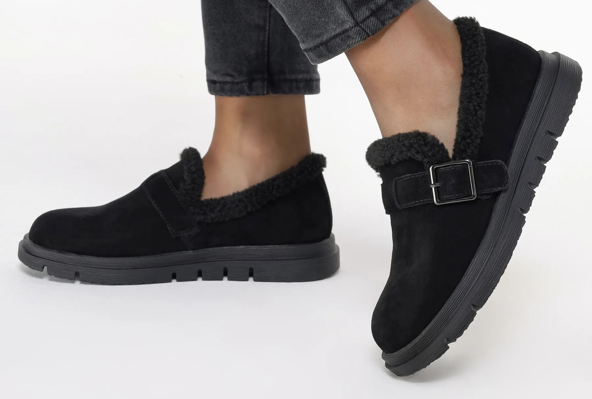 Ботинки те же, но в другом раеурсе. 