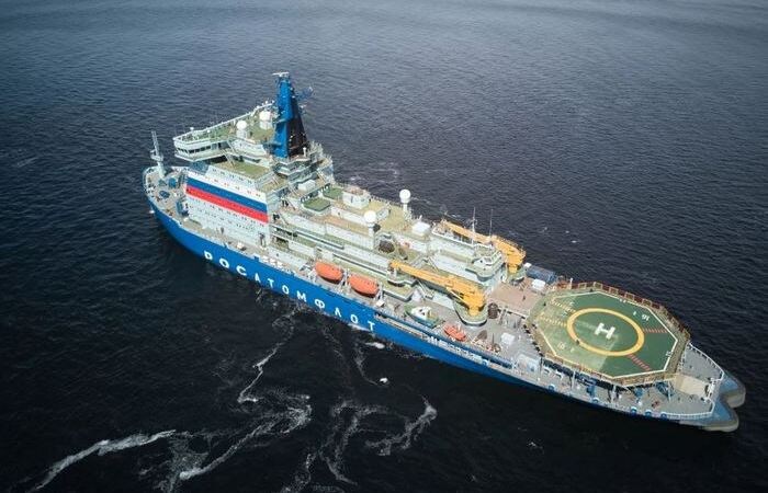 Крупнейшие ледоколы у России.
