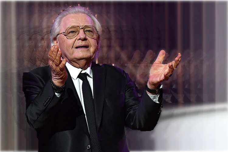 Юрий Антонов разнёс "возвращенцев" прямо со сцены! Что он ещё говорил?