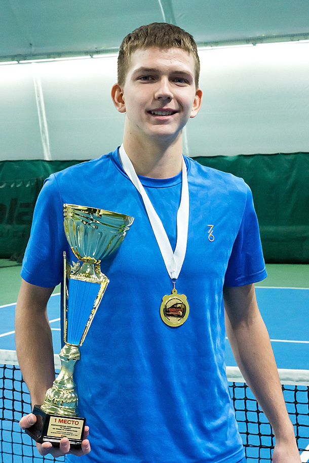 Победитель в одиночном разряде среди юношей Савелий Юзов (Санкт-Петербург).