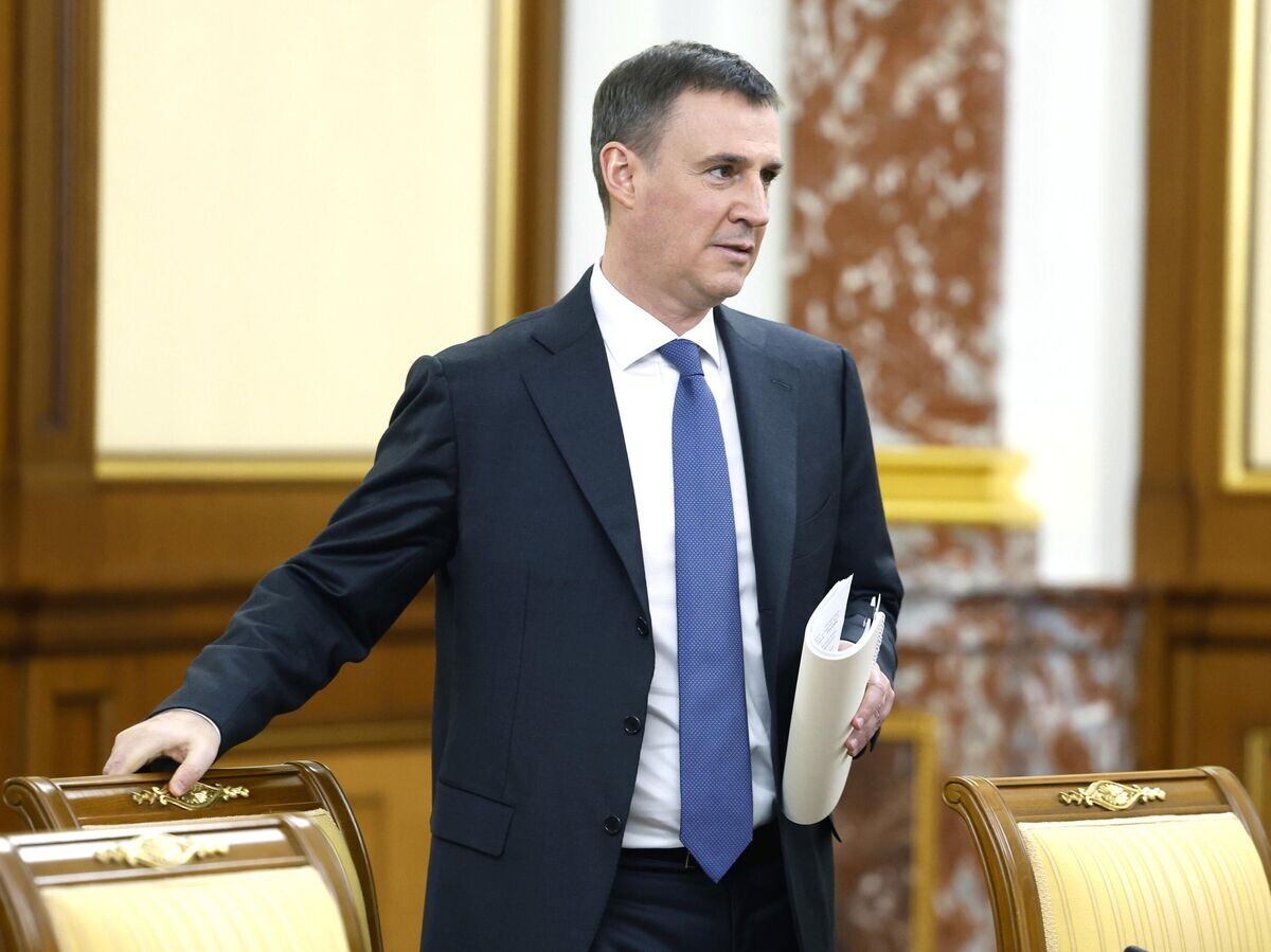    Заместитель председателя правительства РФ Дмитрий Патрушев перед заседанием правительства РФ | © РИА Новости / Дмитрий Астахов