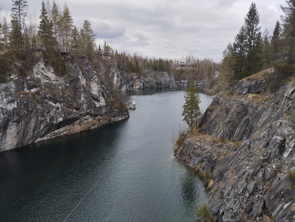 Заброшенный карьер Рускеала