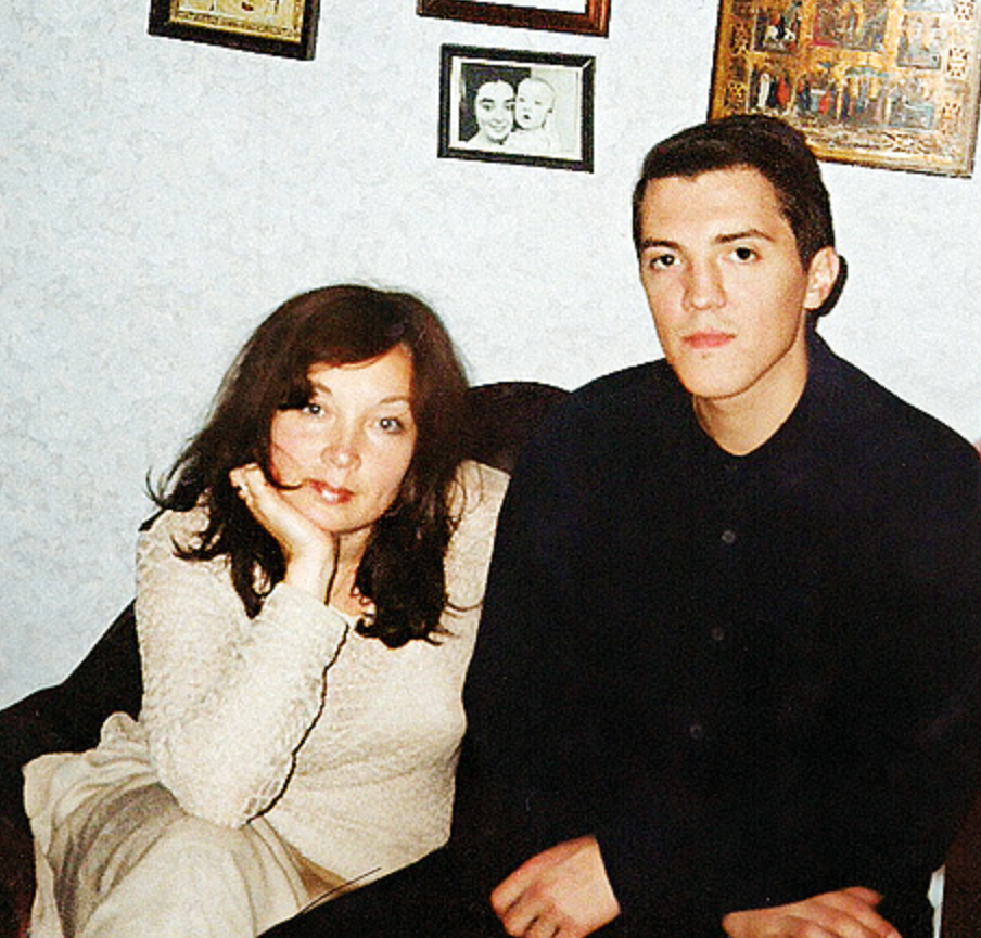 Сын и дочь Александры Завьяловой