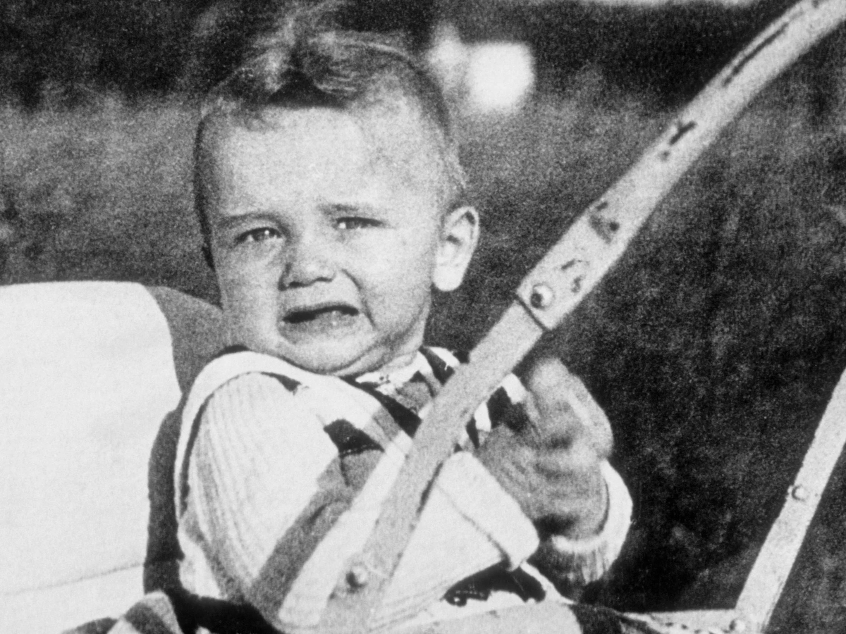 Арнольд Шварценеггер в детстве