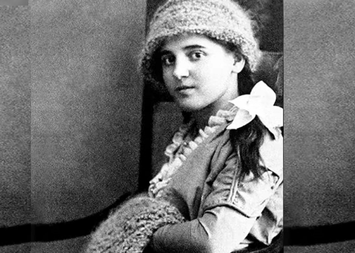 Надежда Аллилуева