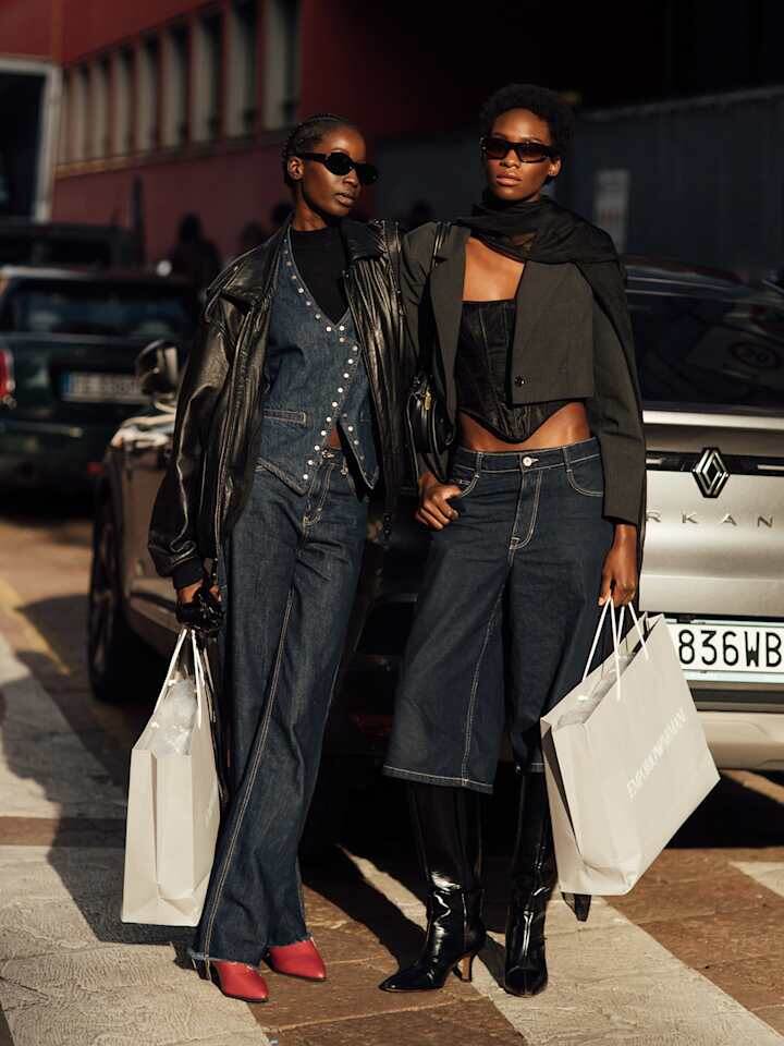 Слегка заниженная талия, геометрические формы, самое главное качественный материал.