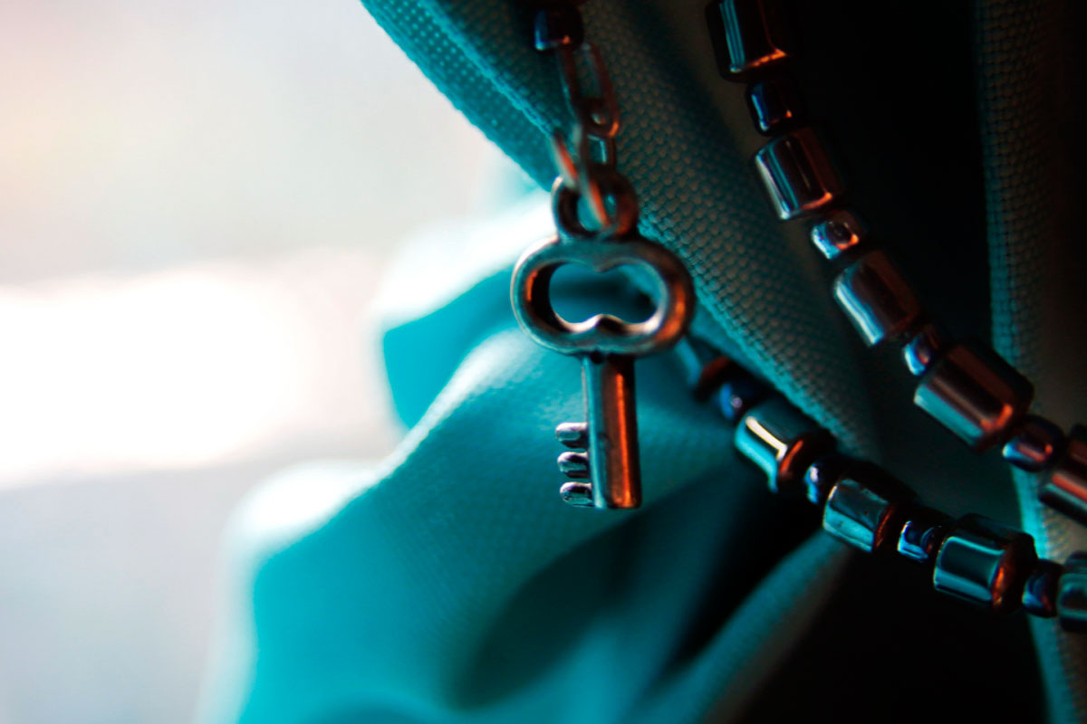 Предметы — ключи к запуску целых фильмов прошлого в нашей голове