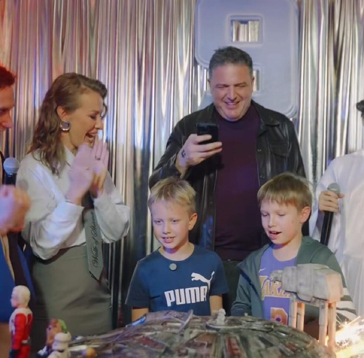    Ксения Собчак с Максимом Виторганом и сыном Платоном. Фото: Соцсети Ксении Собчак