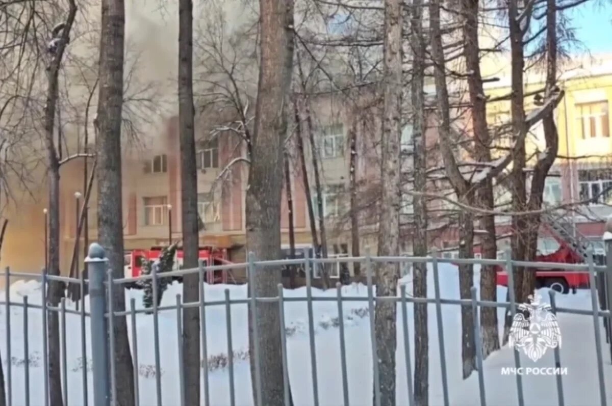    В здании Новосибирского педагогического колледжа произошел пожар