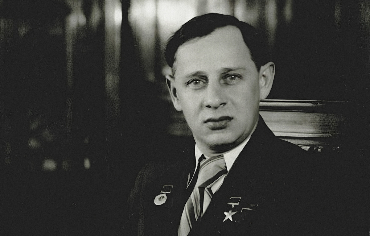    Исаак Зальцман  Григорий Вайль/Госкаталог/Музей Победы