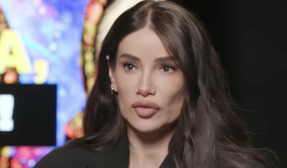    Айза. Фото: Youtube / @HEATshowbiz