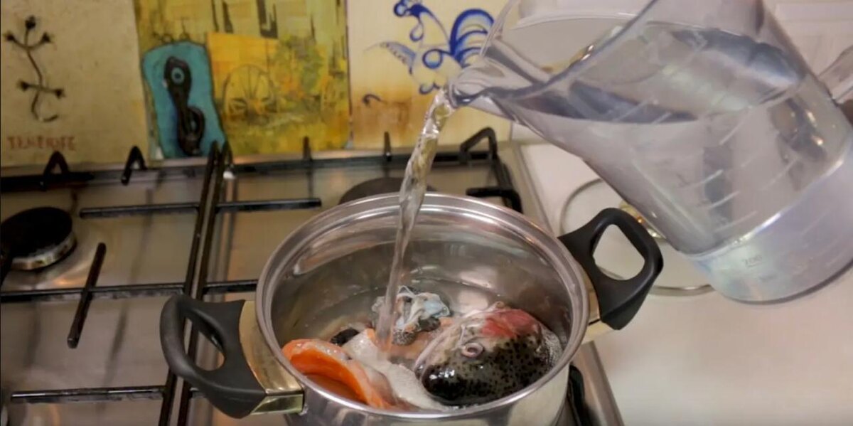 Несложная COOLинария / Rutube📷Варите бульон в течение 20 минут после того, как вода закипела