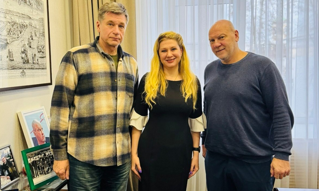 Алина Бородаева, Сергей Козлов и Андрей Николишин. Фото: АЛХ