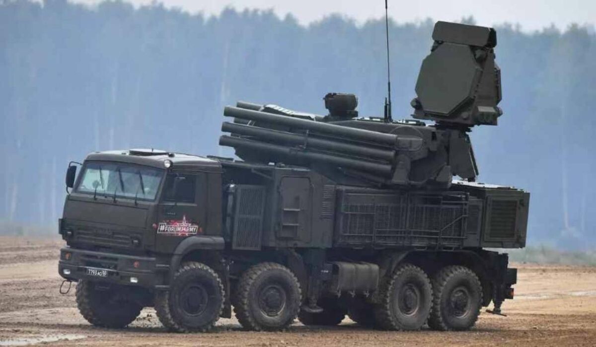     ЗРК "Панцирь". Источник: ria.ru Автор фото: Михаил Воскресенский