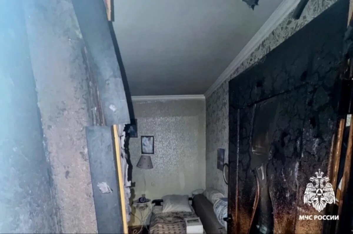    Четыре человека пострадали при пожаре в многоэтажке в Армавире