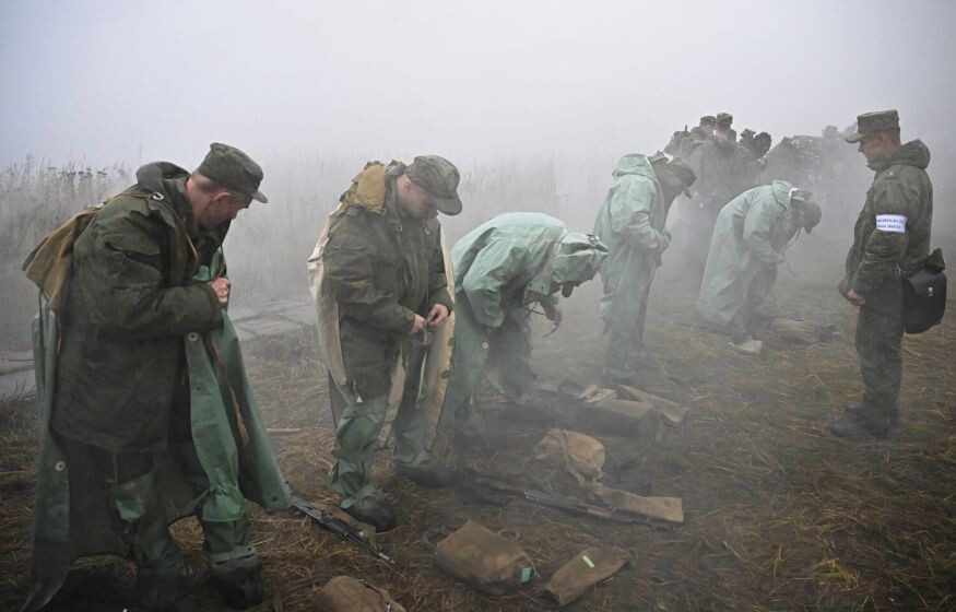    Путин призывает военных в запасе. Зеленский ввел США в ступор. Россия предупреждала Сирию: главное к утру