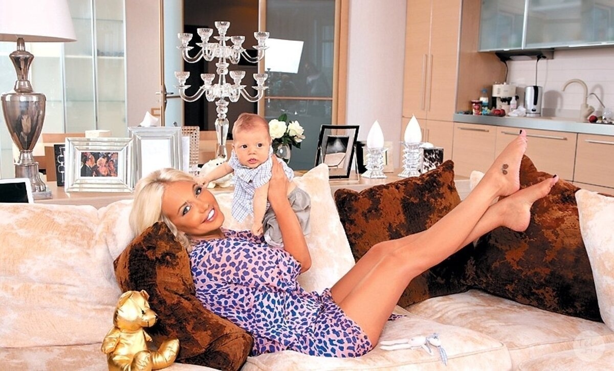 Маша Малиновская с сыном Мироном