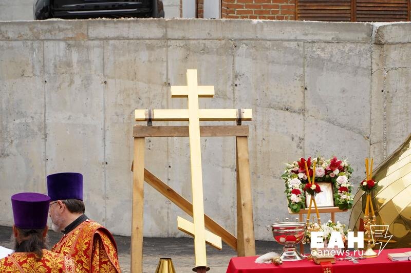    ЕАН. Православный крест