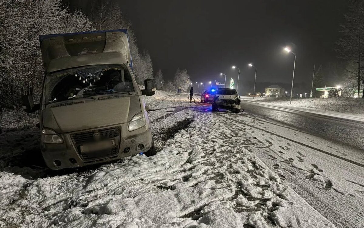    Пьяный водитель «Ниссана» столкнулся с «Газелью» в Удмуртии