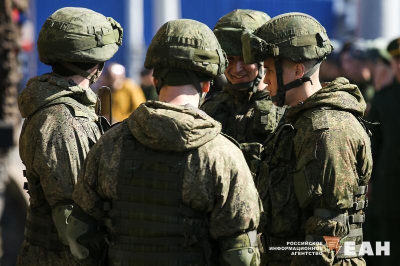    ЕАН. Военные