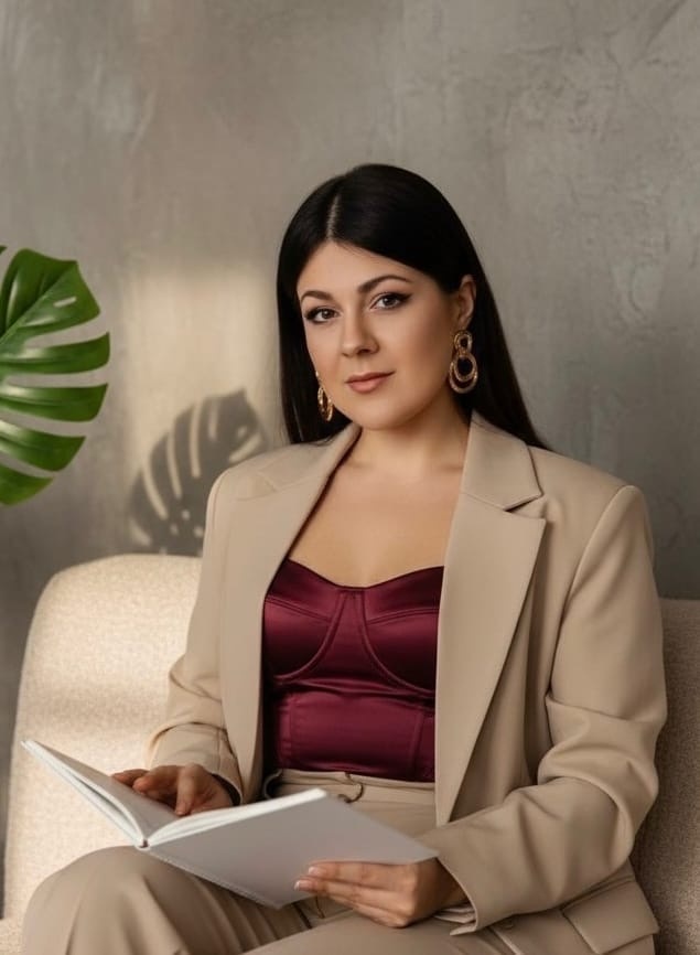 Психолог, гипнолог, сексолог - Анастасия Кочеткова. Автор метода импактинга по исполнению желаний.