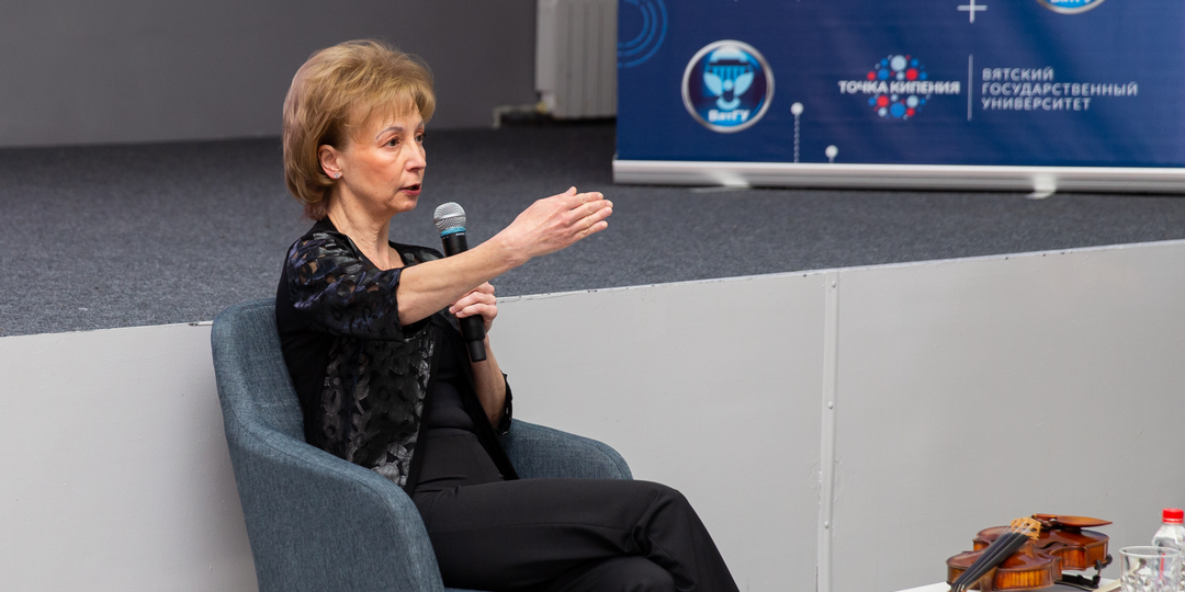 «Я убежденно и охотно называю себя рабом композитора»