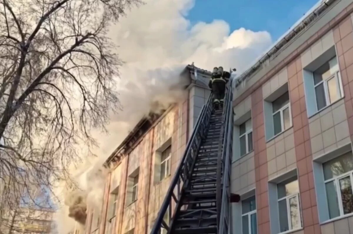    Студенты колледжа, горевшего в Новосибирске, сдадут экзамен в другом месте