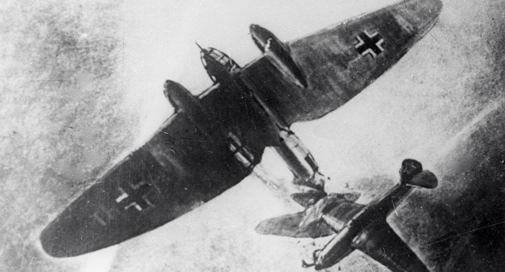 Немцы подожгли его самолет и уже праздновали победу. Они не знали, что советский ас только начал свою атаку