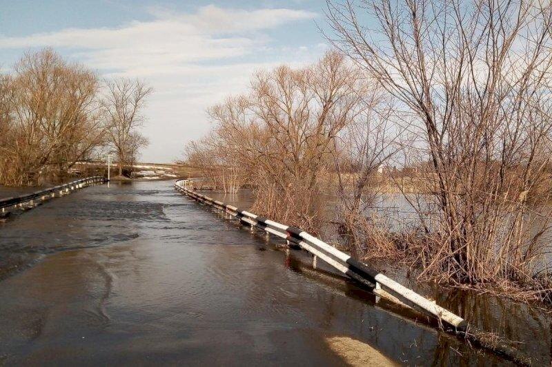    МЧС / Перелив паводковых вод через дороги
