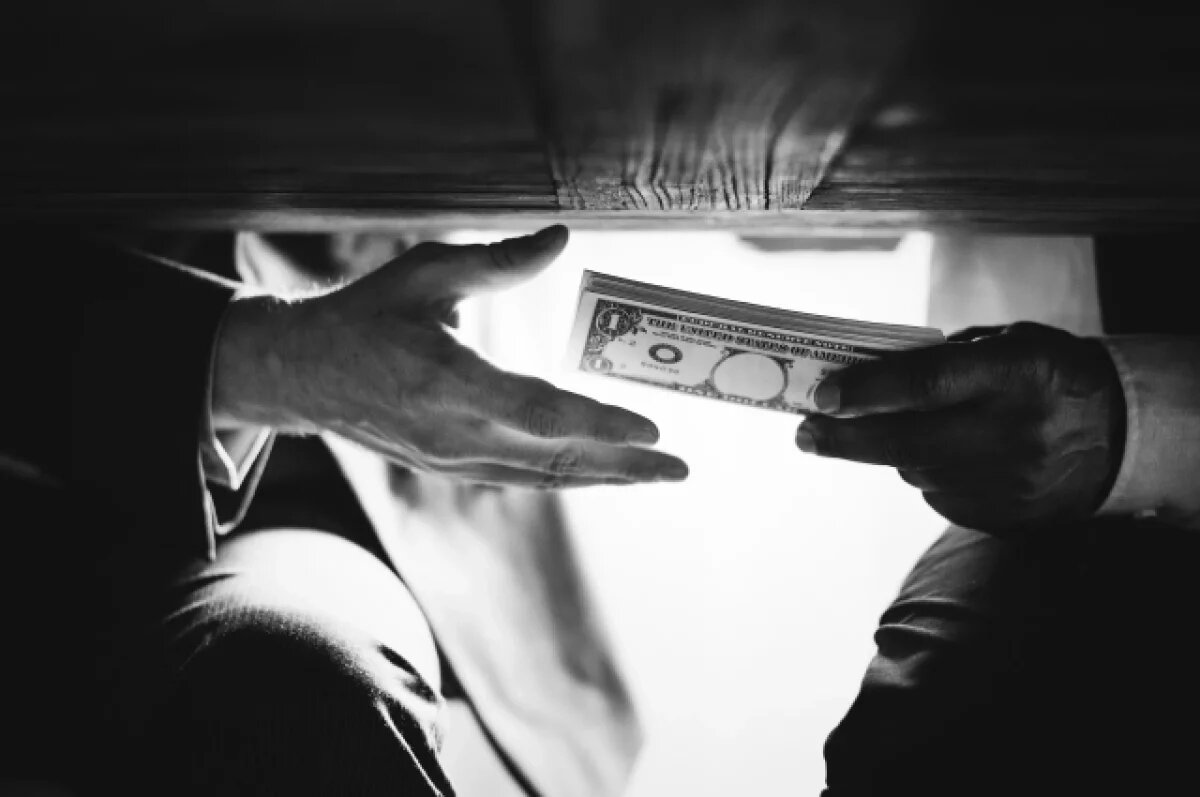    Харитонов, обвиняемый во взяточничестве, больше не работает в СК Кузбасса