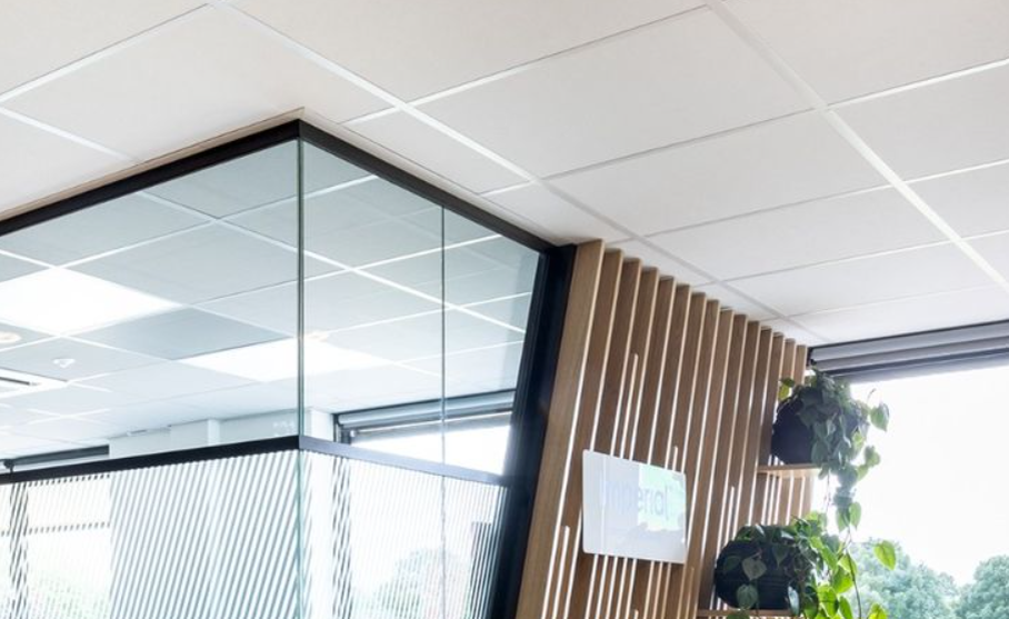 Потолок типа "армстронг"