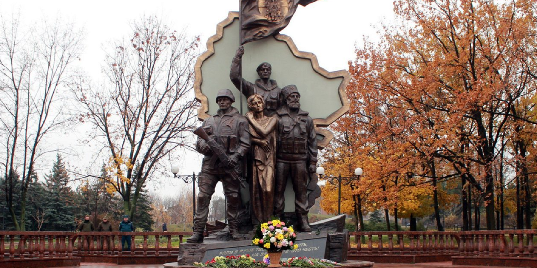 Вячеслав Лобырев: День героев Отечества — праздник, который соединяет века и судьбы нашей страны