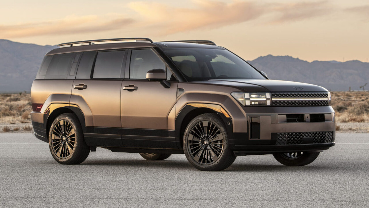    Hyundai Santa Fe 2024 модельного года. Фото Hyundai