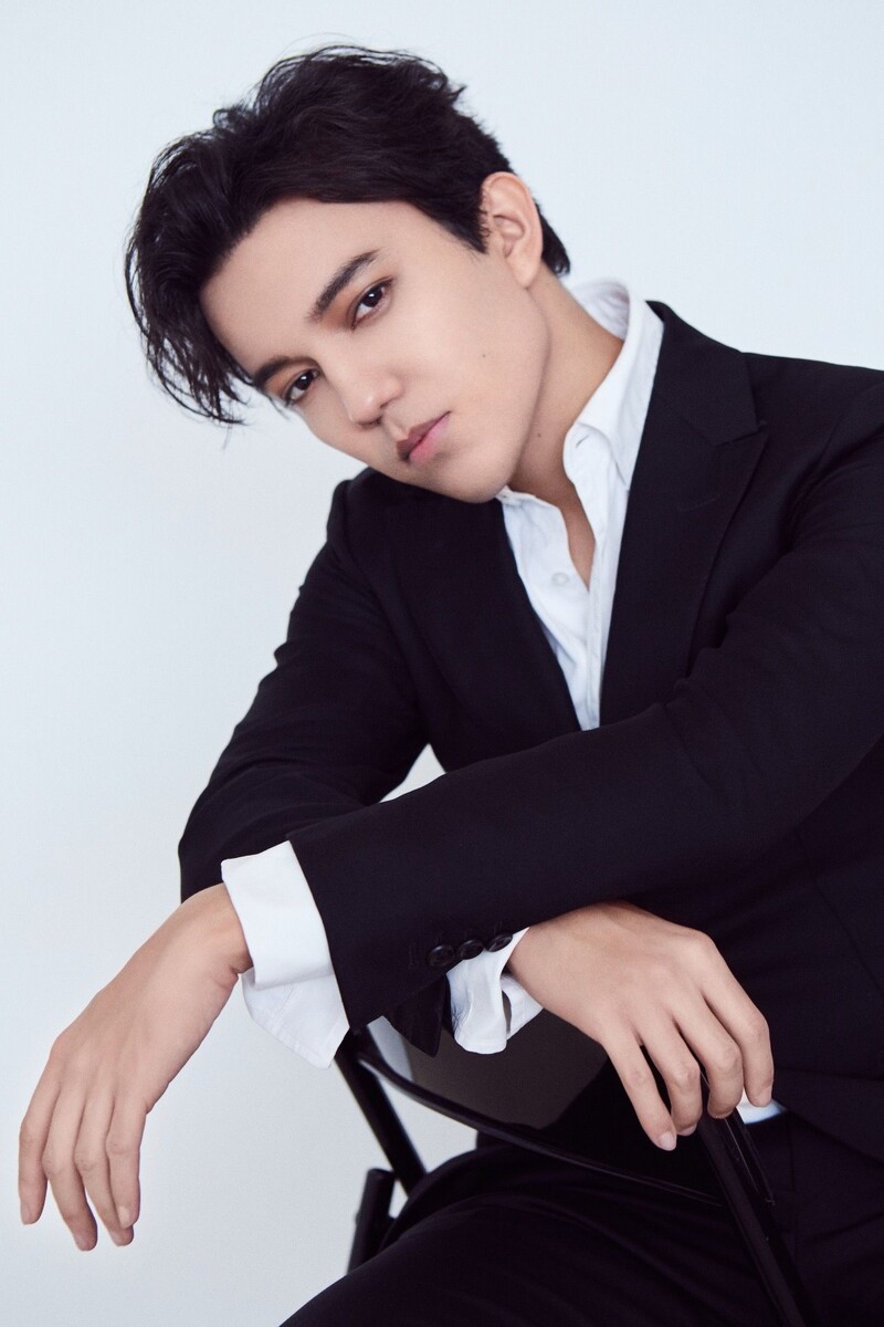 Димаш Кудайберген (Динмухаммед Канатович Кудайберген)