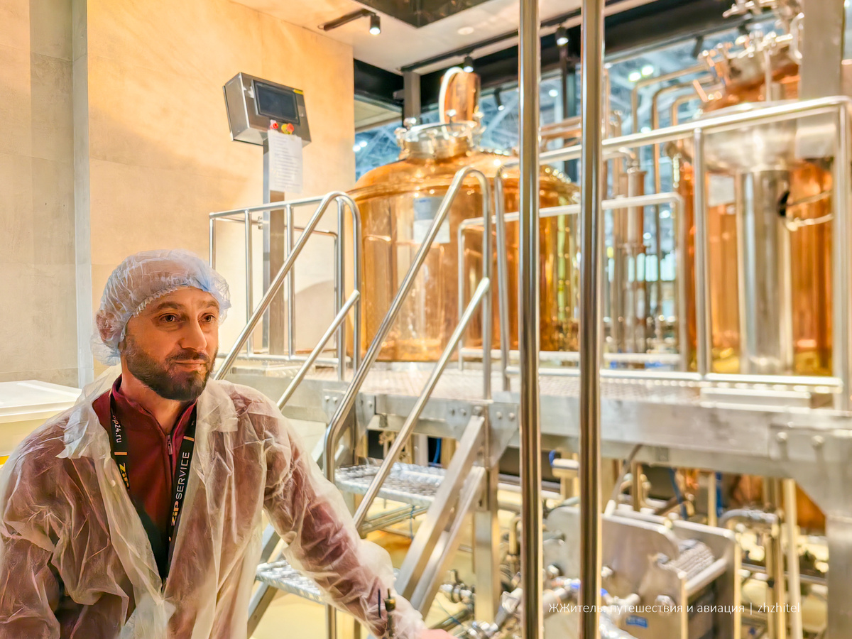 Главный пивовар Московского аэропорта Домодедово Валерий