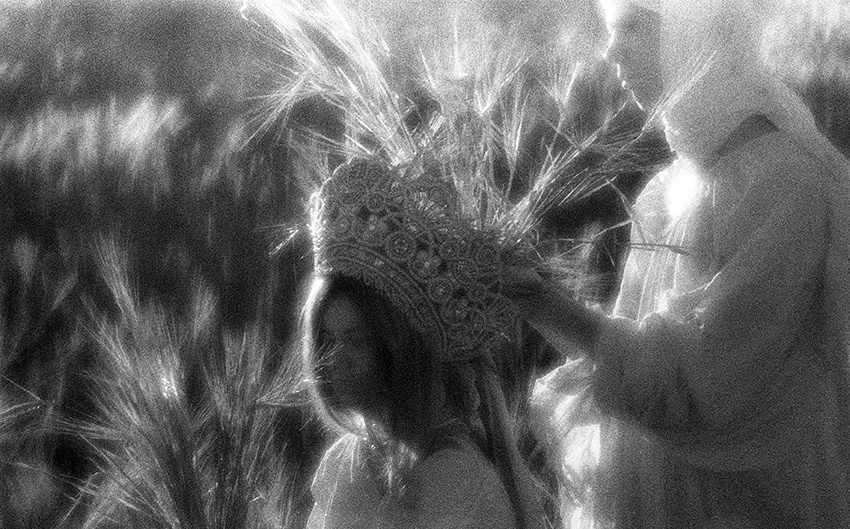 Наталья Заруцкая. Фотография «Русалка» из серии «Кукушкины слёзы». 2022 год