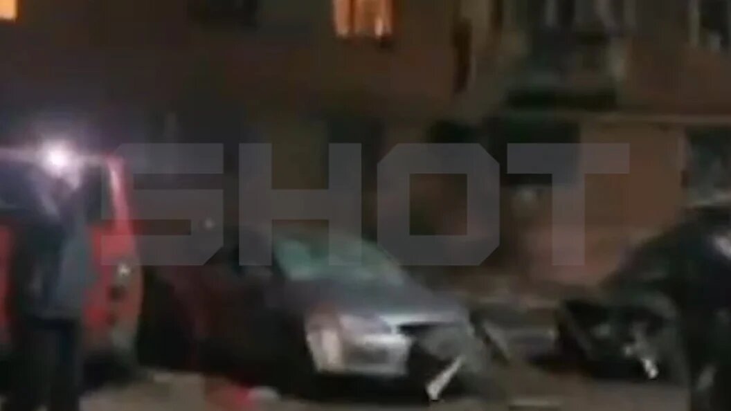    В Чебоксарах были повреждены жилые дома. Фото: Shot