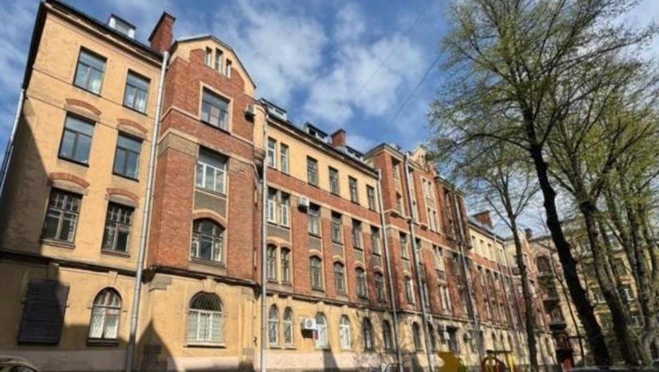    Дома служащих Финляндской железной дороги на улице Боткинская, 1 Автор фото: КГИОП